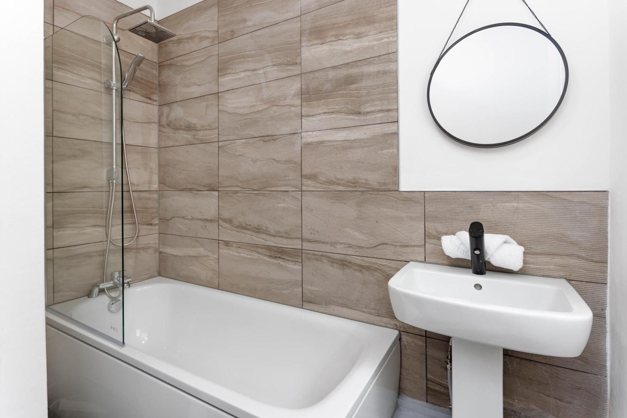 Newly Renovated Apartments In Liverpool - Extended Stay Εξωτερικό φωτογραφία